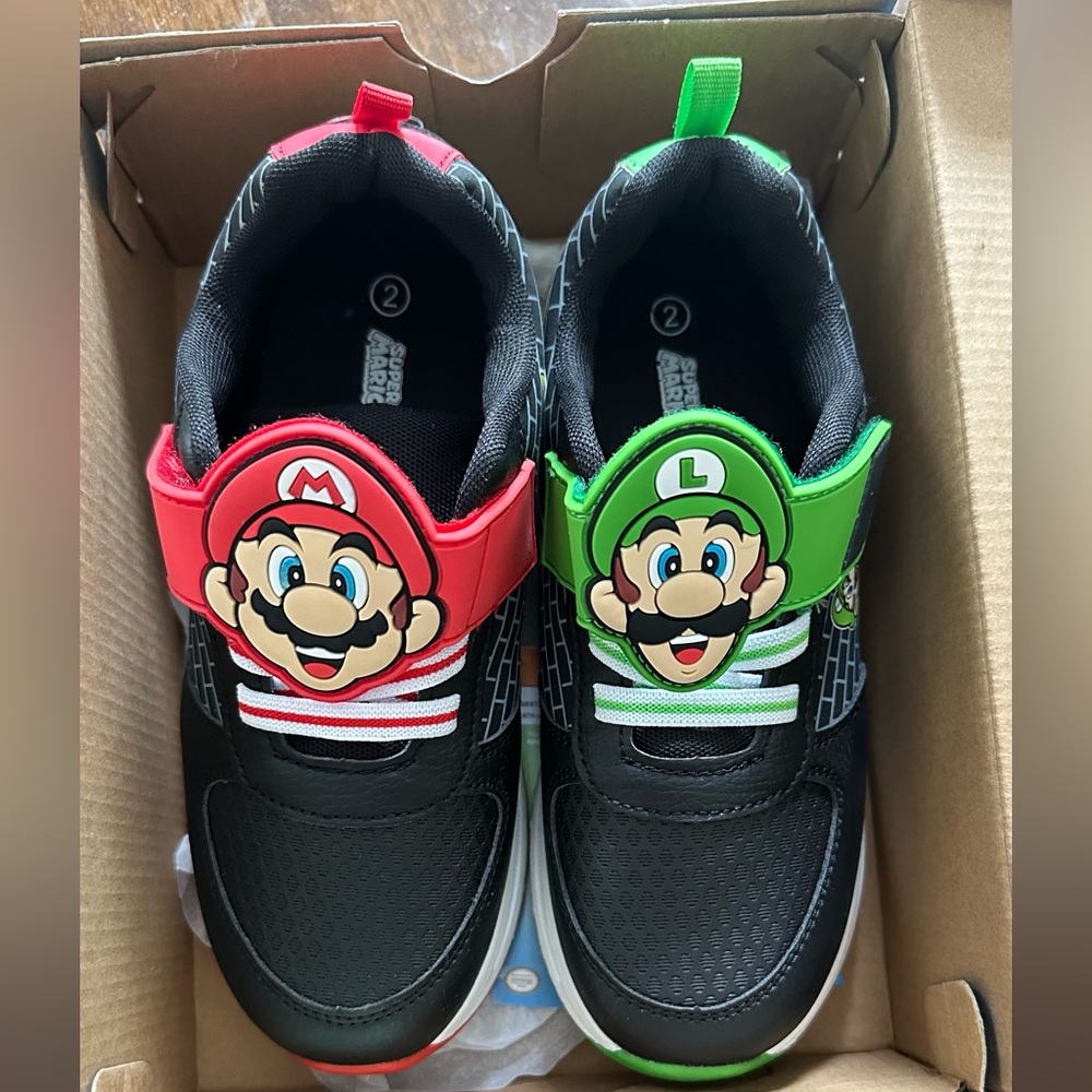 Super Mario Light Up Sneakers Ground Up Size 2 - Picture 5 of 8